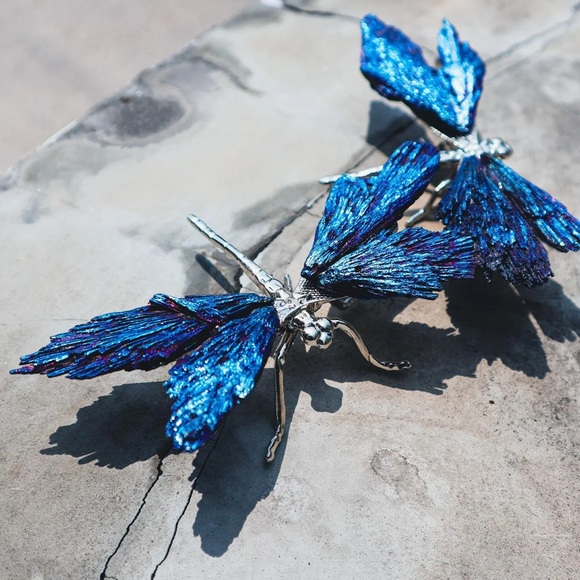 🆕New Aura Blue Tourmaline Dragonfly Figurine- Silver - Picture 3 of 12